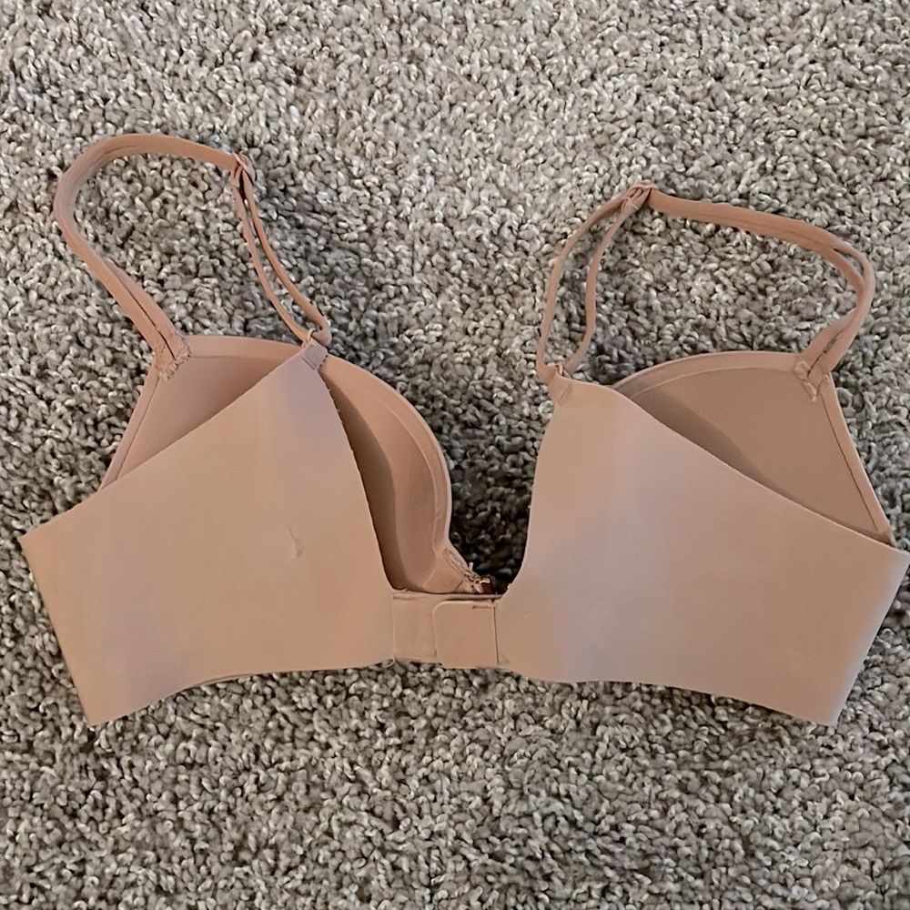 Victoria’s Secret Brilliant Blush Push-Up Bra - Picture 2 of 5